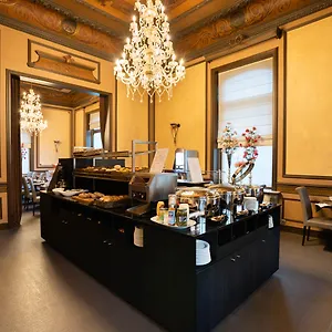 https://golden-tree-hotel.bruges-hotels.info
