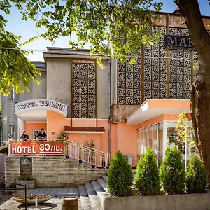 https://hotel-varna-9000-11.varna-hotels.com
